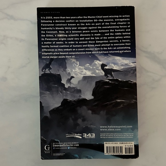 HALO book Hunters in the Dark Book by NYT Best Selling Author Peter David - Picture 2 of 6